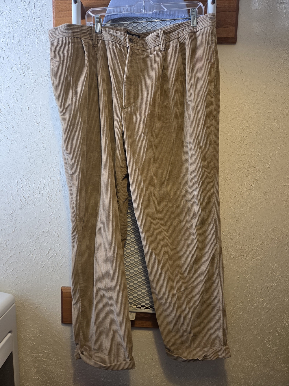 Dockers Men's Light Tan Corduroy Pants